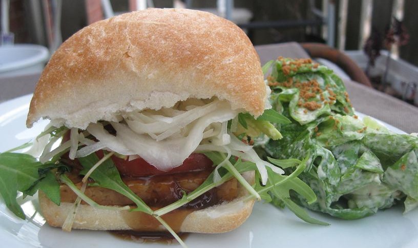 Sexy Vegan: Bourbon Tempeh Sliders